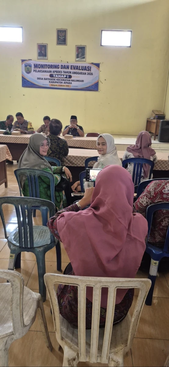 Ketua PKK mengikuti evakuasi dan monitoring 