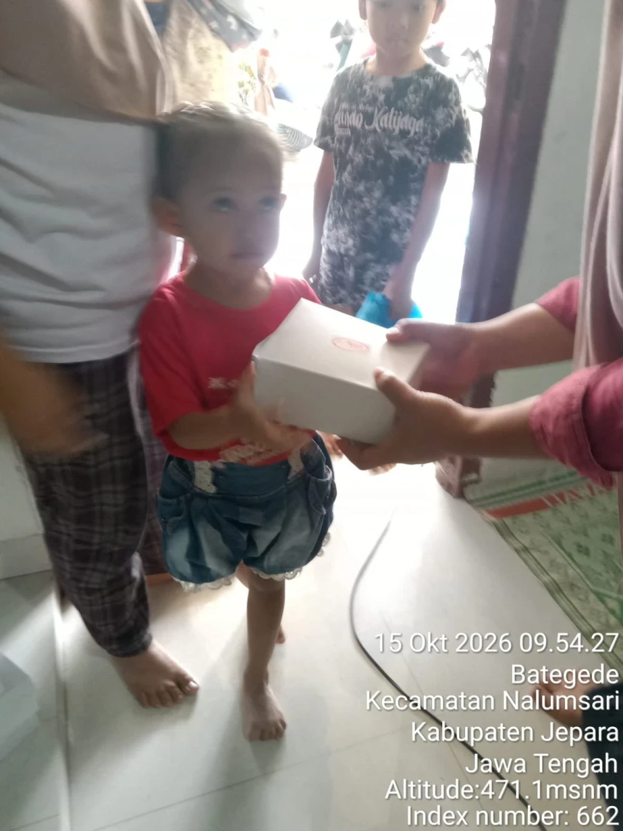 Pembagian pmt diposyandu serni jays