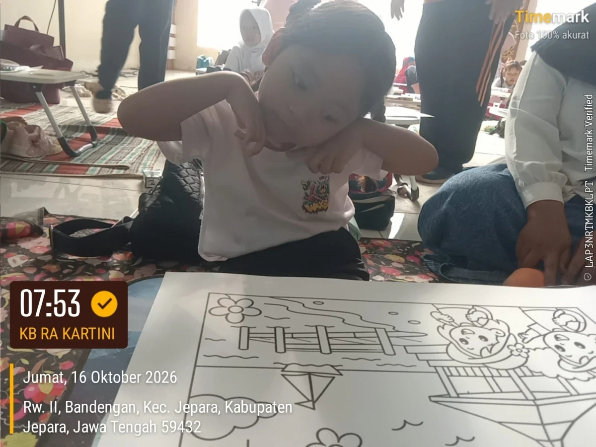 "MEWARNAI BAHARI,MENCITAI LAUT SEJAK DINI