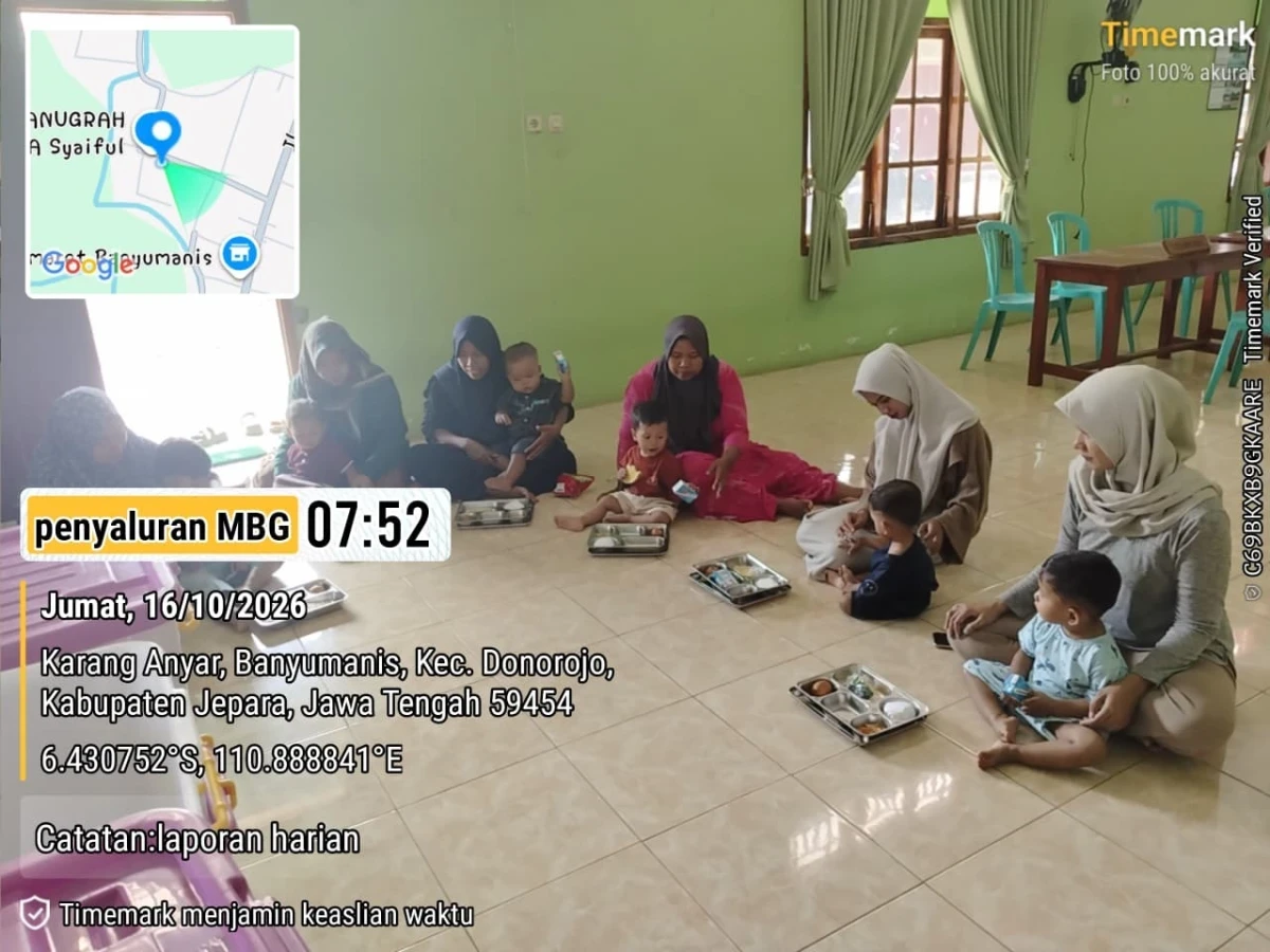 KEGIATAN PENDISTRIBUSIAN MBG DAN PMT  Pos Mawar Merah 4 Desa Banyumanis