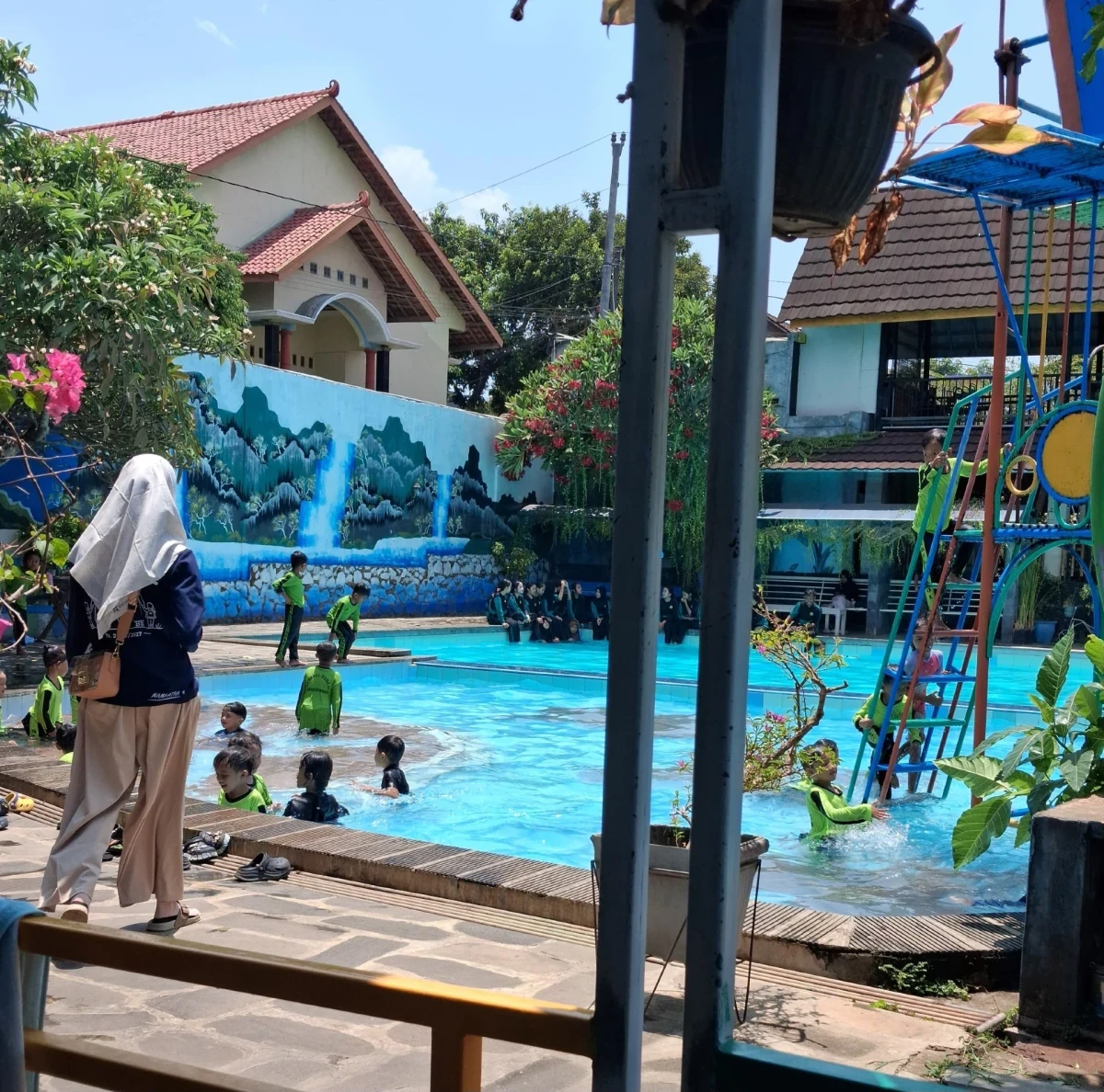 Melatih Keberanian dan Motorik Anak, RA Darul Huda 1 Karanggondang Gelar Outing Class ke Alam Moya Jepara