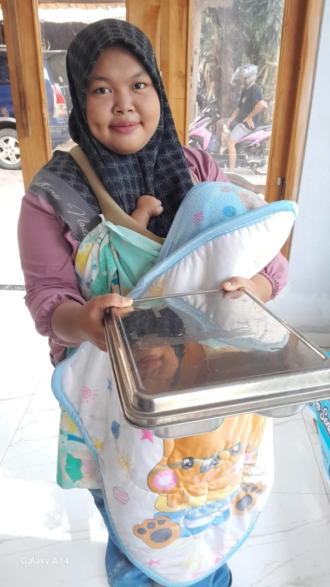 Pembagian MBG di Posyandu Kasih Ibu 4 Desa Senenan