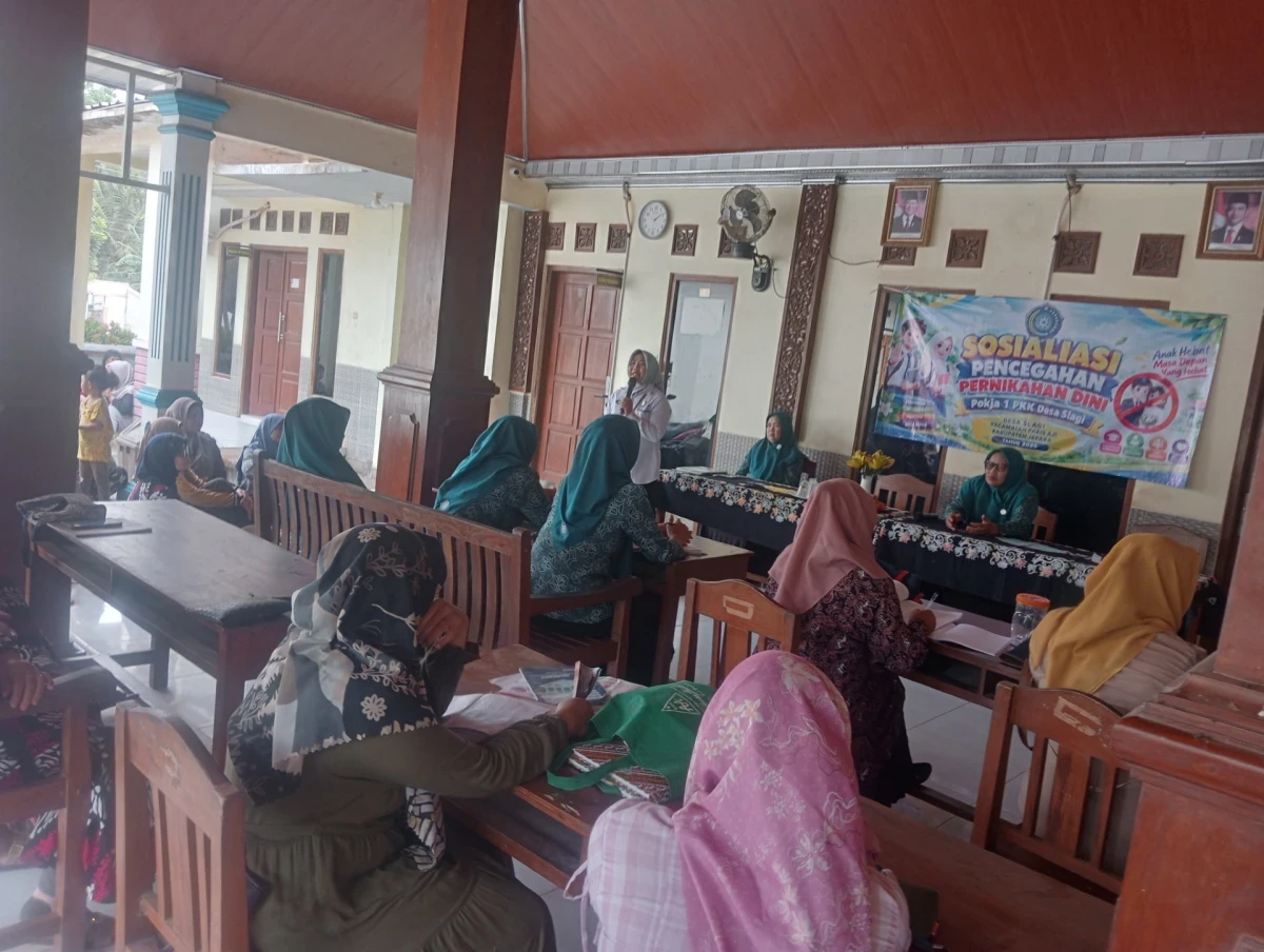 Tp PKK desa Slagi mengadakan sosialisasi pencegahan Pernikahan Dini