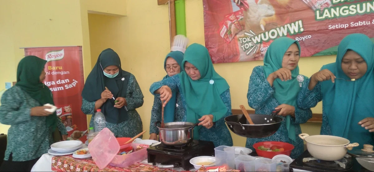 Rapat koordinasi dan lomba royko tok tok wow di kecamatan Nalumsari