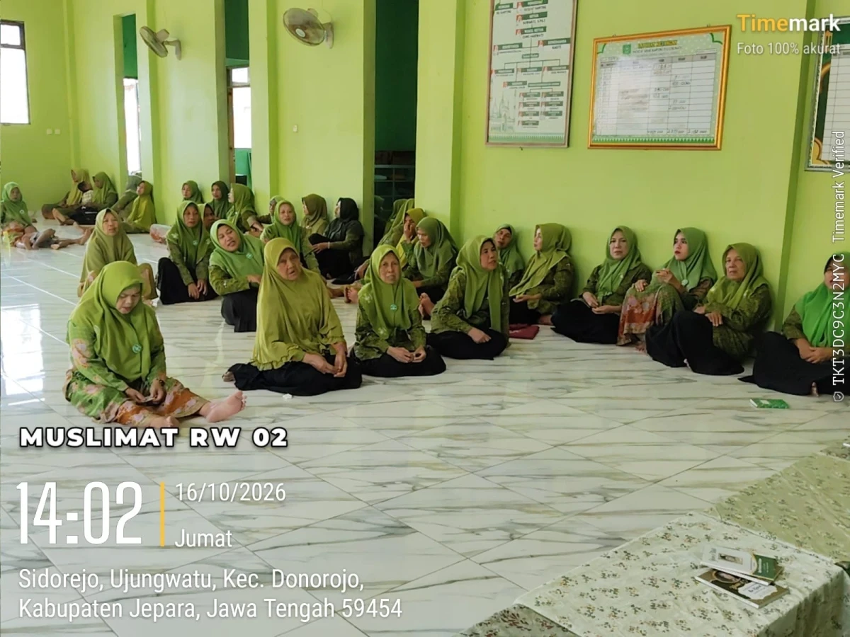 TP.PKK DESA HADIR DI PENGAJIAN RUTIN MUSLIMAT RW 02 DUKUH SIDOREJO DESA UJUNGWATU