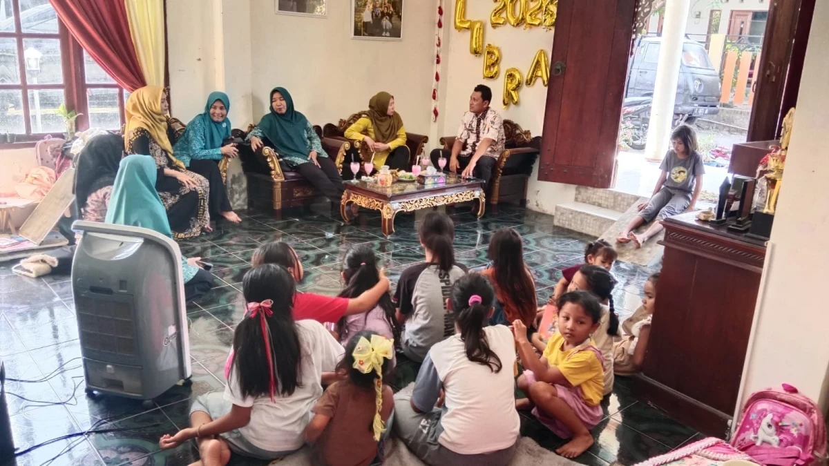 SUATU KEHORMATAN BAGI HABIBA LIBRARY ATAS KUNJUNGAN BUNDA LITERASI KECAMATAN DONOROJO