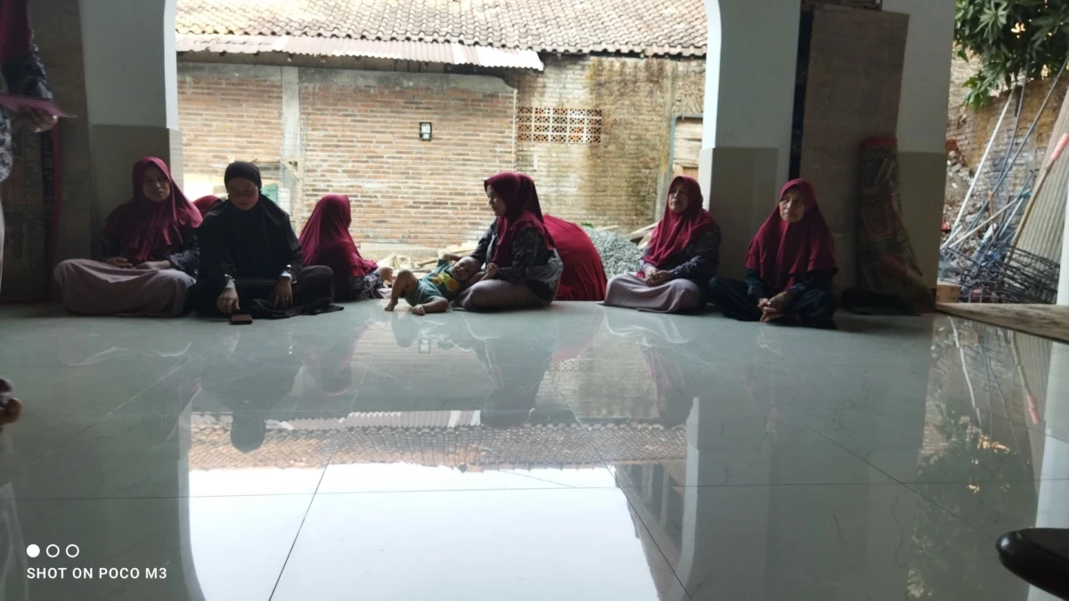 Kegiatan rutinan pkk rt 07rw 08 tahunan gang subur