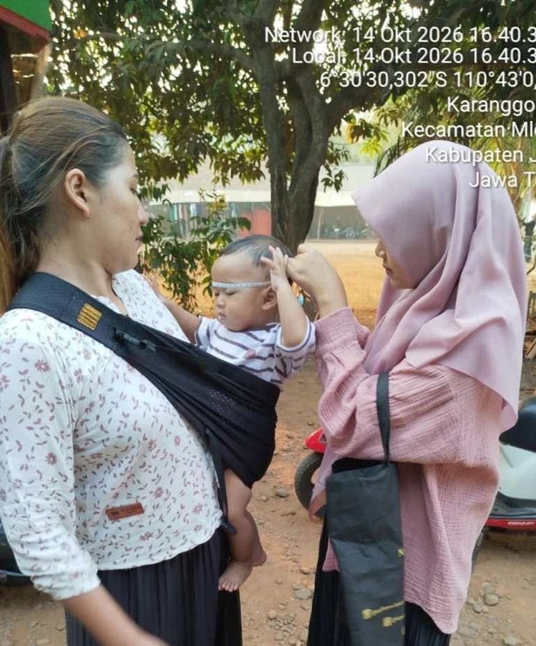 Kader Posyandu RT 03 RW 04 Lakukan Kunjungan Rumah untuk Pemantauan Tumbuh Tumbuh Balita