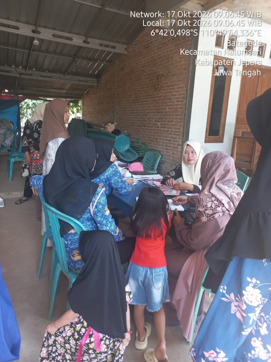 Pendataan balita yang akan diimunisasi 