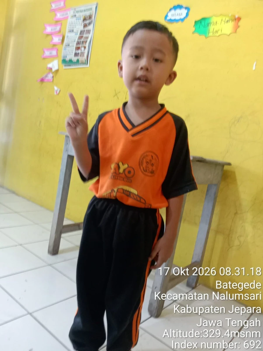 Menghafal Pancasila 