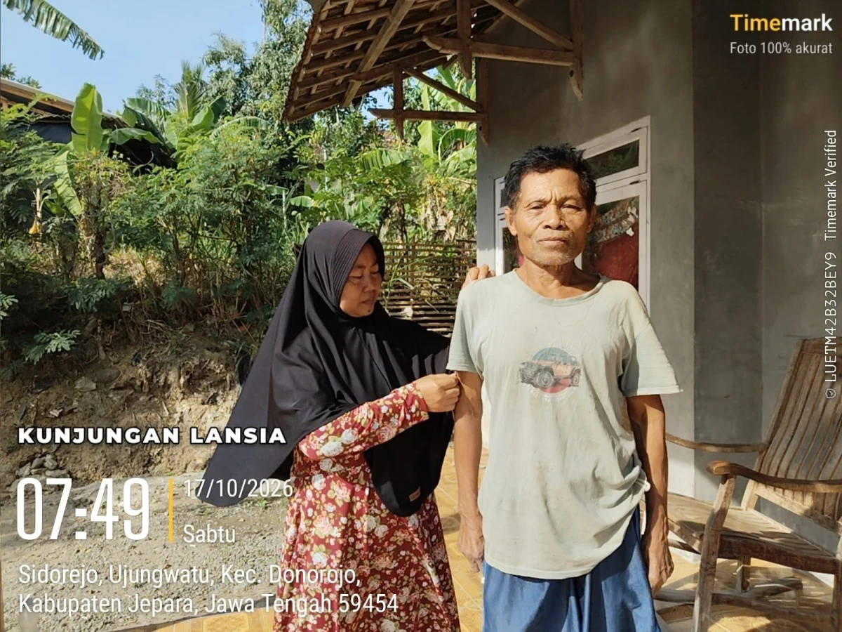 KUNJUNGAN LANSIA OLEH KADER POSYANDU MEKARSARI 02 DUKUH SIDOREJO