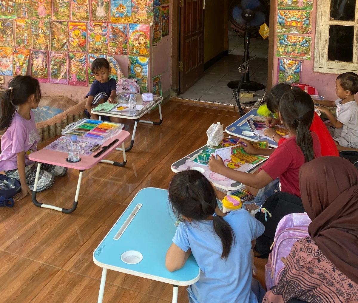 Siswa RA Darul Huda 1 Karanggondang Antusias Ikuti Les Mewarnai