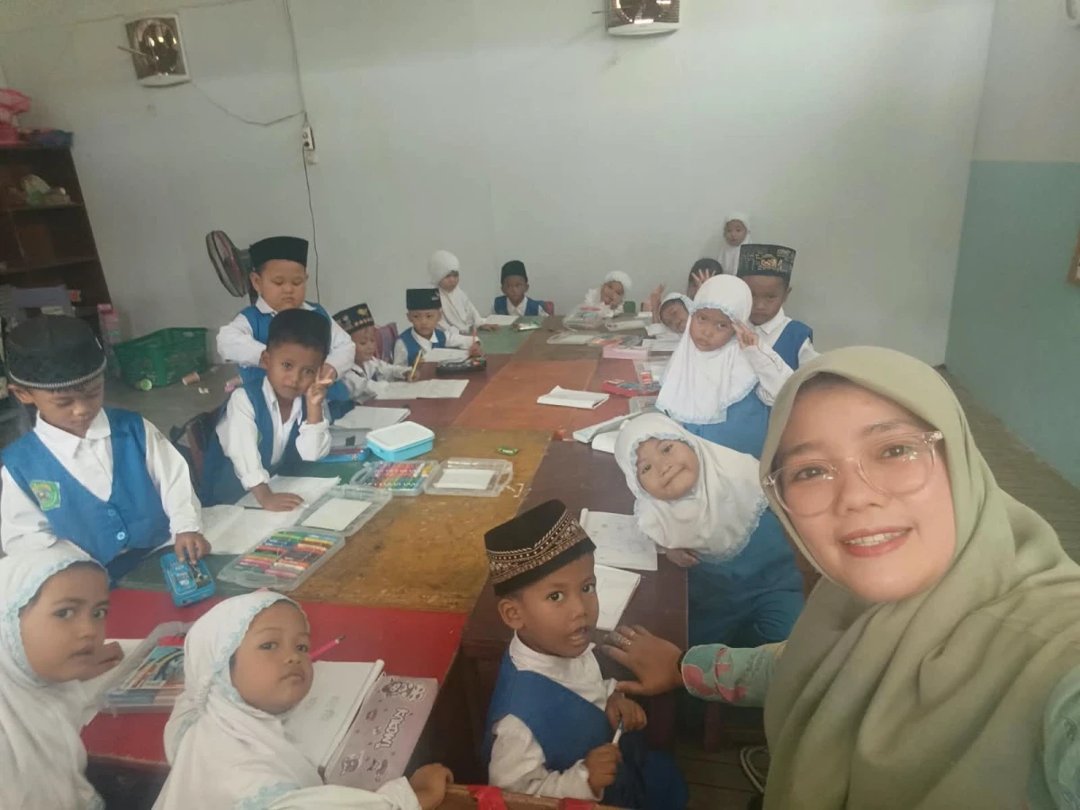 Menggambar bebas 
