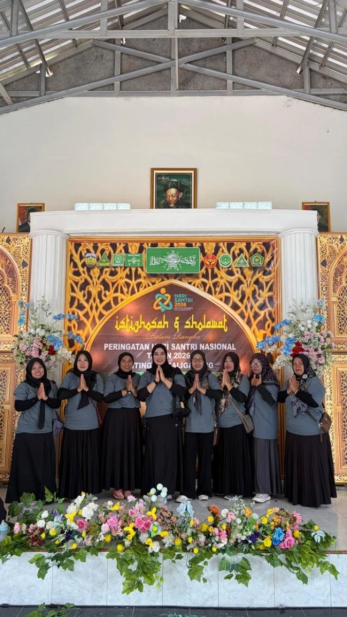 KEGIATAN SENAM BERSAMA, JALAN SEHAT, DAN PEMBAGIAN DOORPRIZE DALAM RANGKA PERINGATAN HARI SANTRI TAHUN 2026
