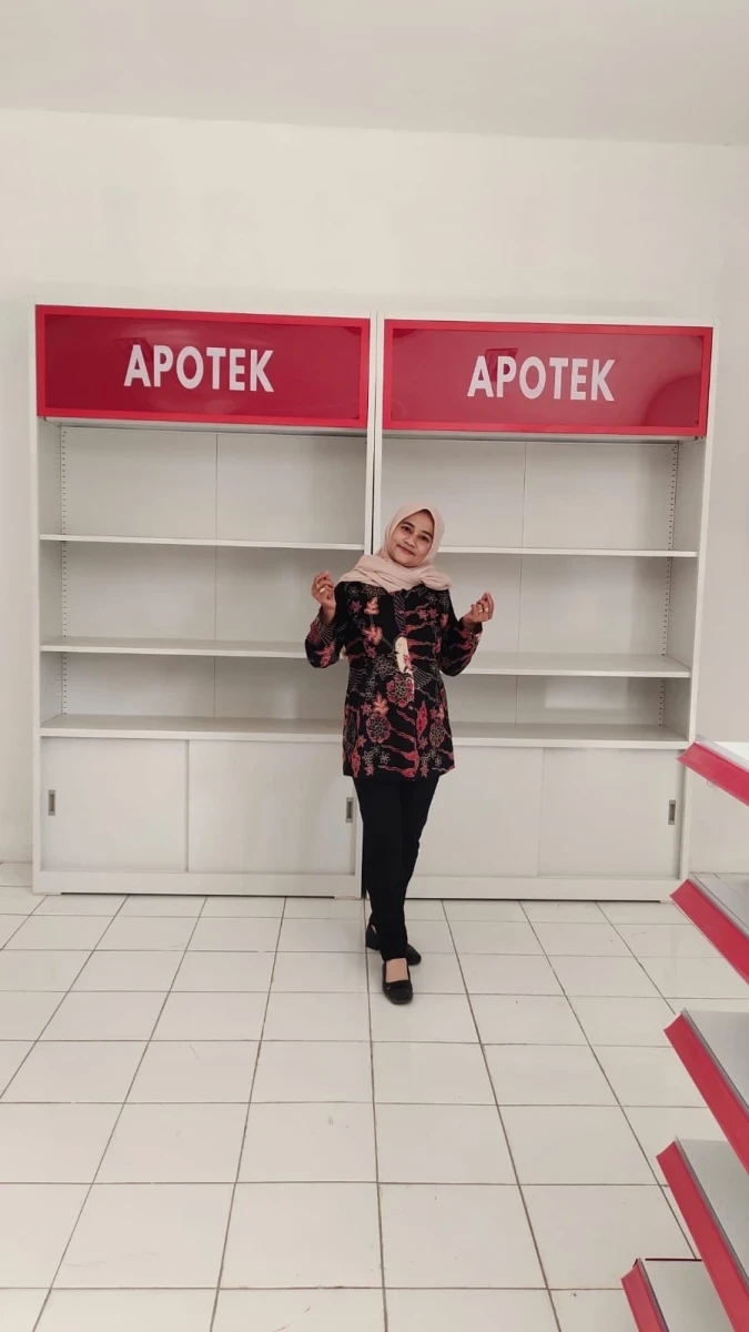 Mengunjungi koperasi merah putih 