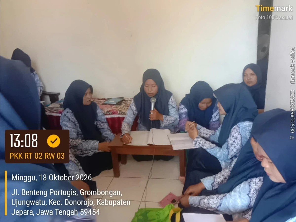 PENGISIAN STAND UMKM DI BENTENG PORTUGIS DAN DI GUA TRITIP DARI PKK RT 02 RW 03 GROBOGAN