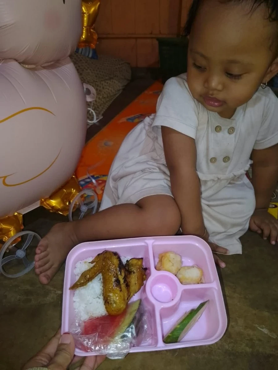 Mbg desa Langon post Melati 3 Pembagian mbg dengan sasaran bumil, busui , balita non PAUD