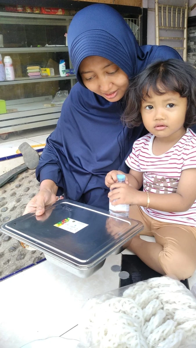 PENDISTRIBUSIAN MBG POS NUSA INDAH IV GERJENSARI DESA TAHUNAN