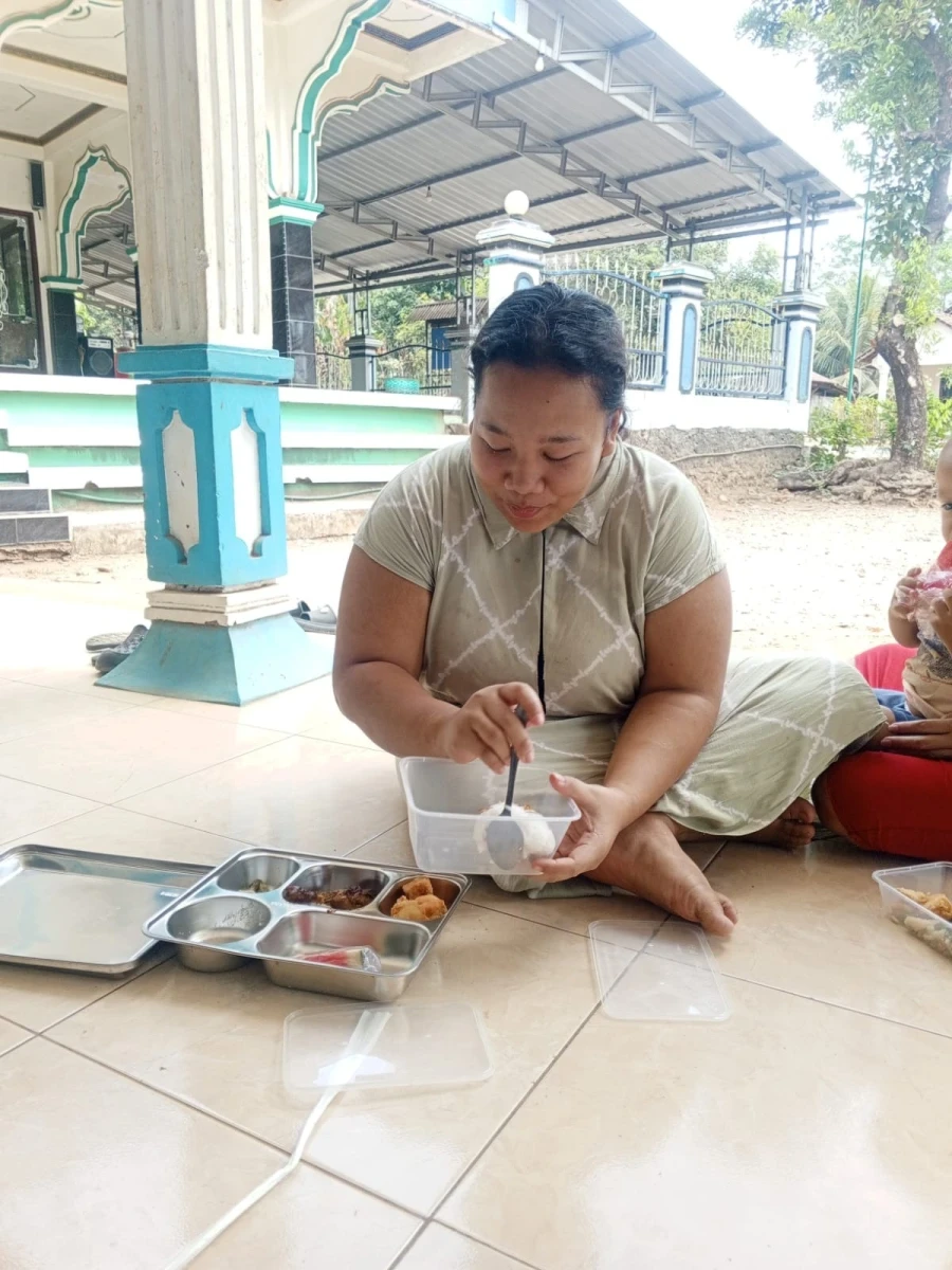 MAKANAN BERGIZI GRATIS