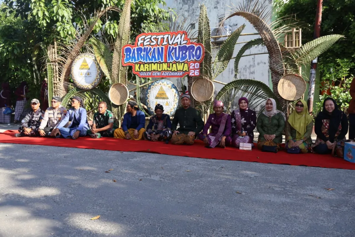 Barikan Kubro Desa Karimunjawa