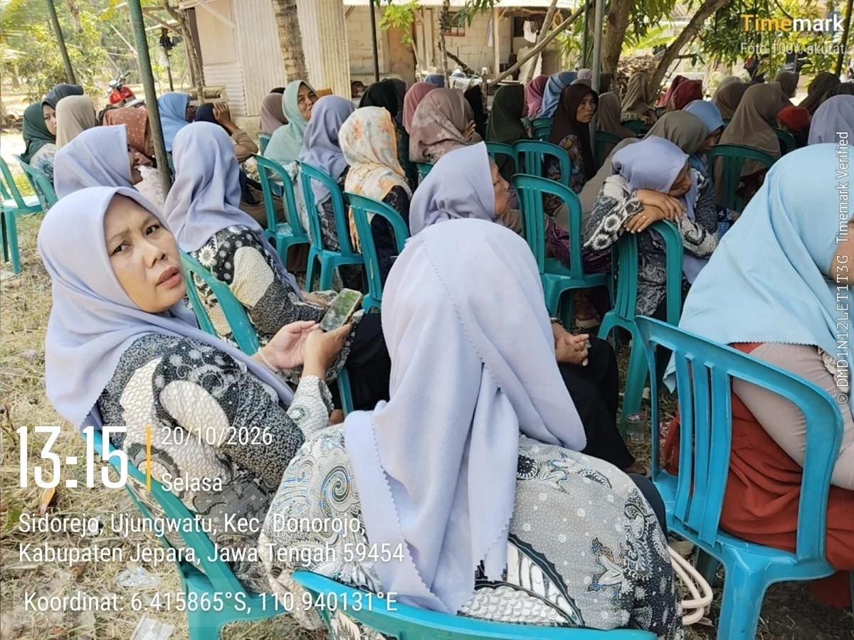 PERTEMUAN PKK DI RT 02 RW 02 SIDOREJO