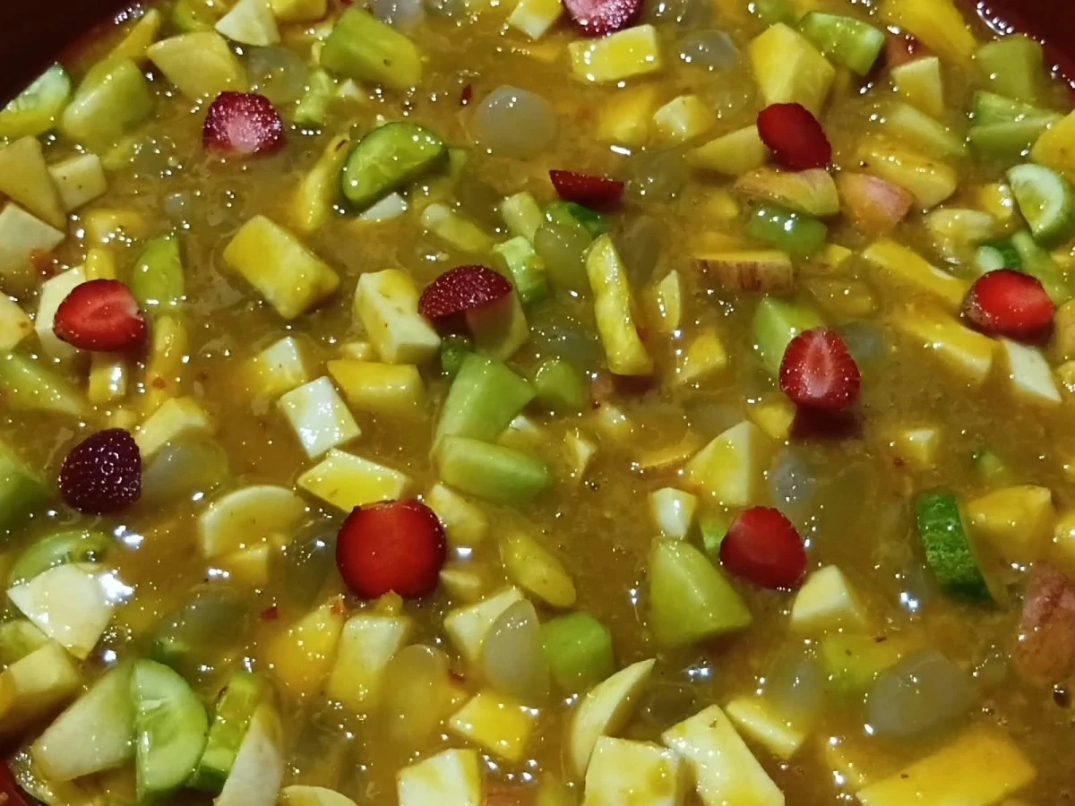 Pembuatan RUJAK GEBYUR Kuah KWENI