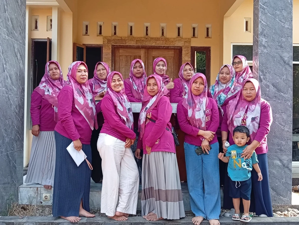 PERTEMUAN RUTIN DAWIS JAMBU 21 DESA NGABUL