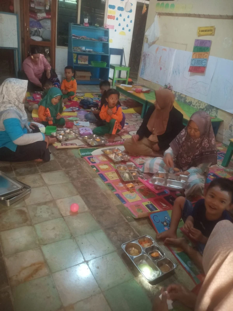 MAKANAN BERGIZI GRATIS