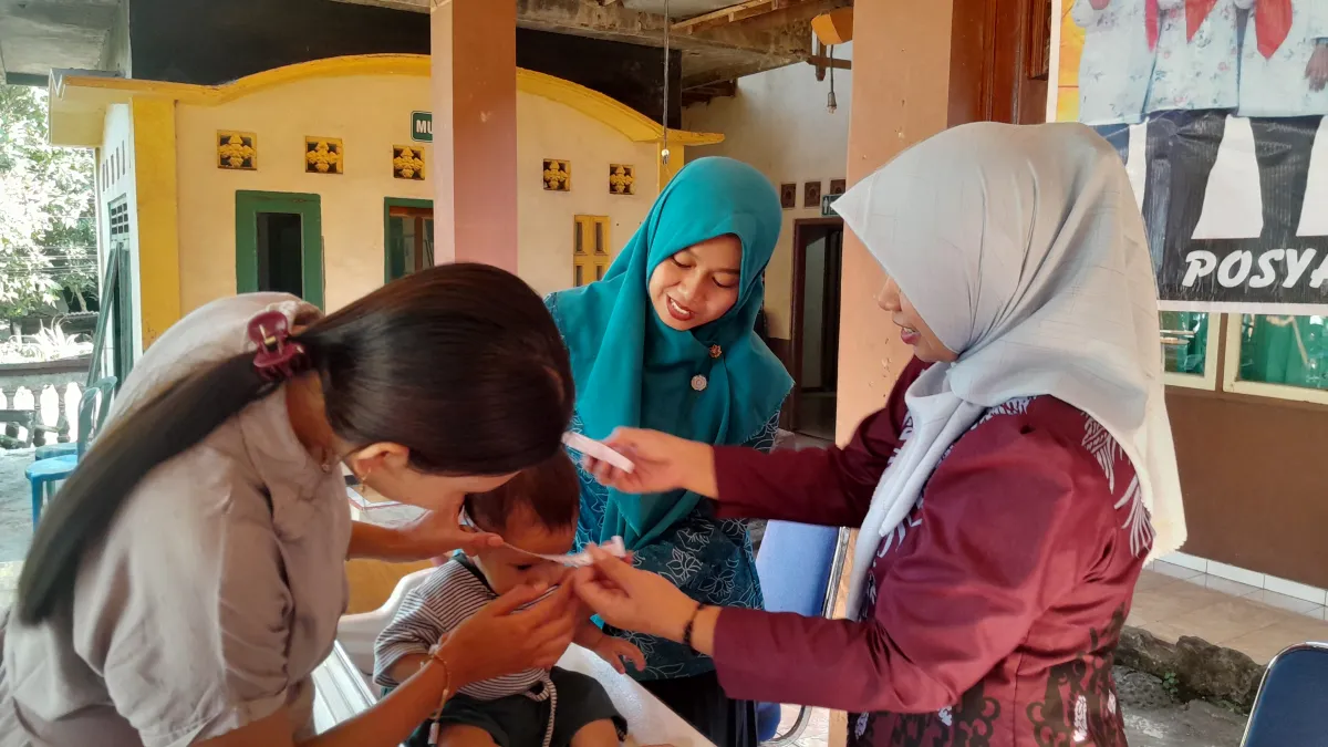 Pelaksanaan Kegiatan Posyandu Sarimulyo 2 Suwawal Timur 