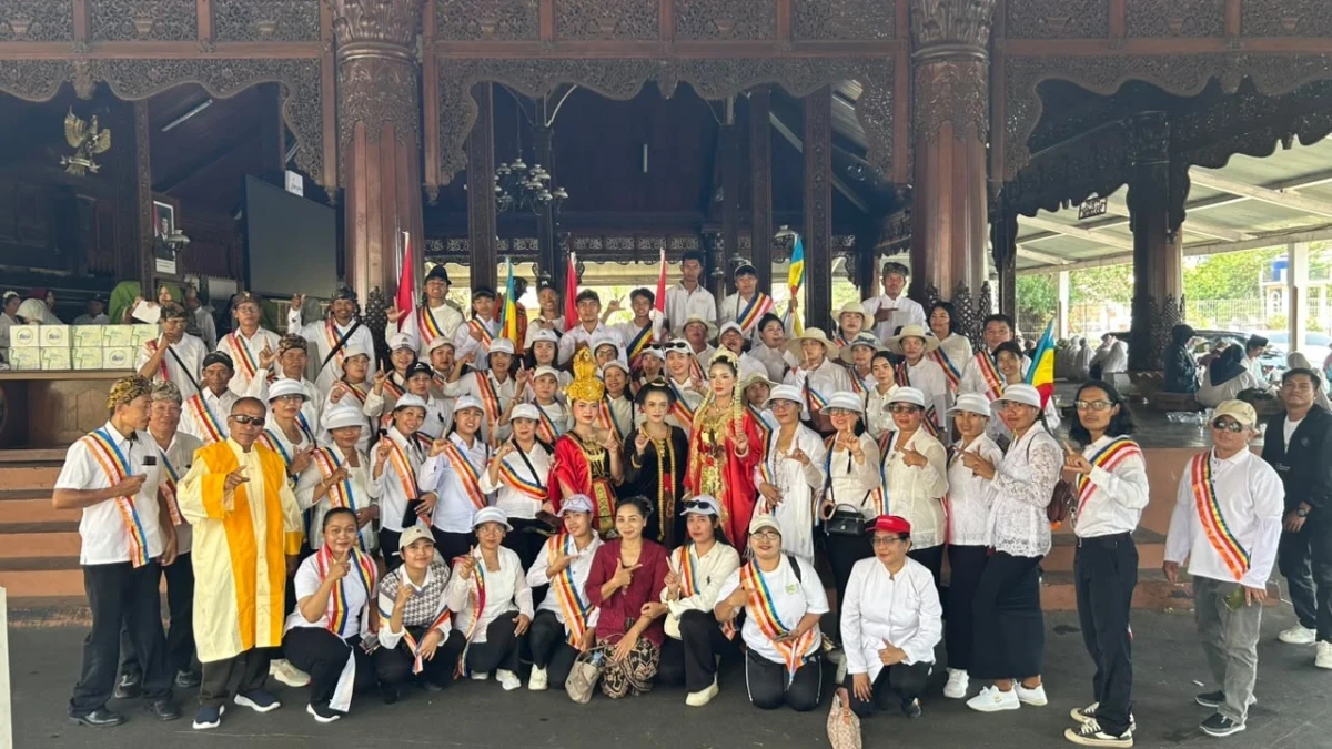 Umat Buddha vihara bodhi Santi Desa jugo mengikuti acara Hari Santri Nasional di Pendopo kabupaten Jepara 