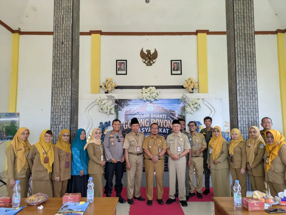 KLARIFIKASI BULAN BAKTI GOTONG ROYONG MASYARAKAT DI DESA TELUK AWUR 