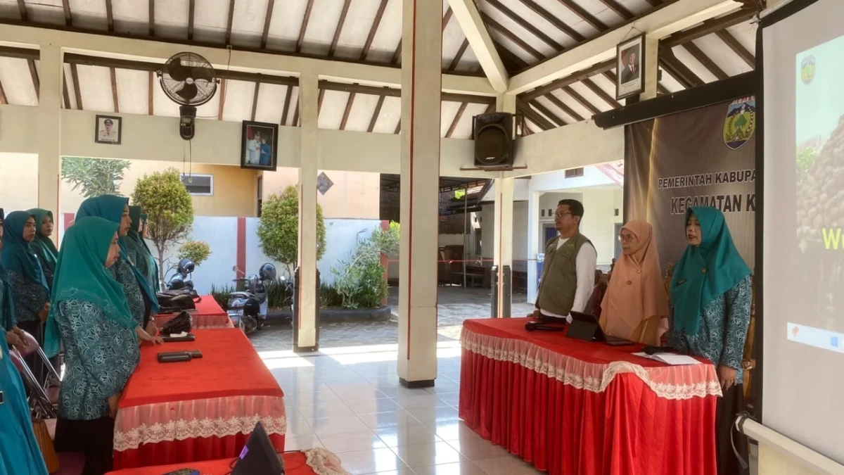 Rakor  tp pkk kecamatan dan tp pkk desa se kec kedung