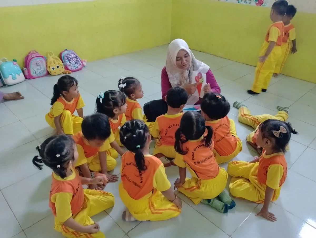 Membuat es krim dari kertas origami