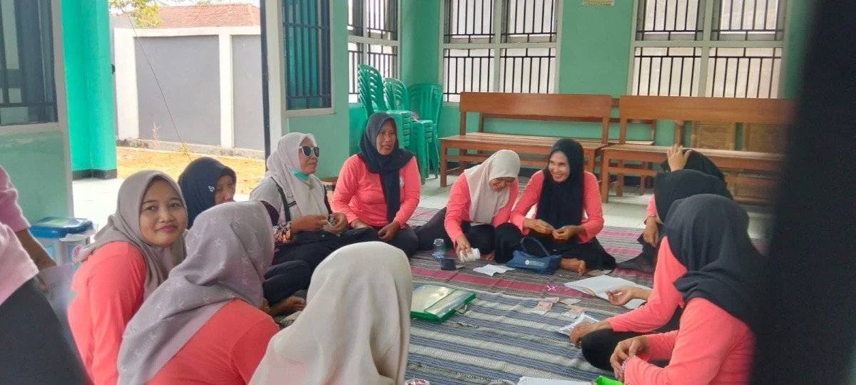 Kegiatan pertemuan kader posyandu bulan Oktober 