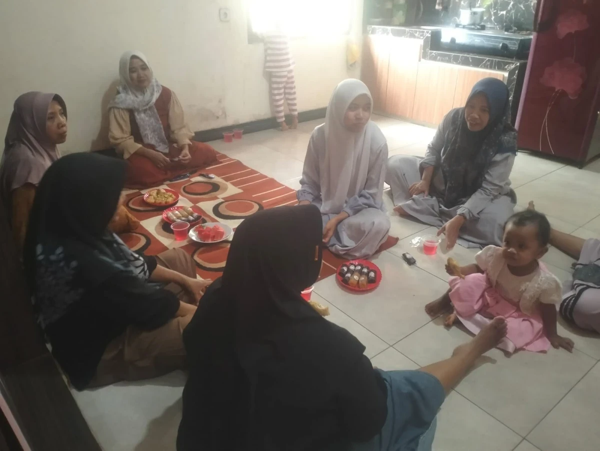 Pererat Silaturahmi, Perkuat Kekompakan melalui Pertemuan Rutin PKK RT 6 RW 01 Desa Kawak