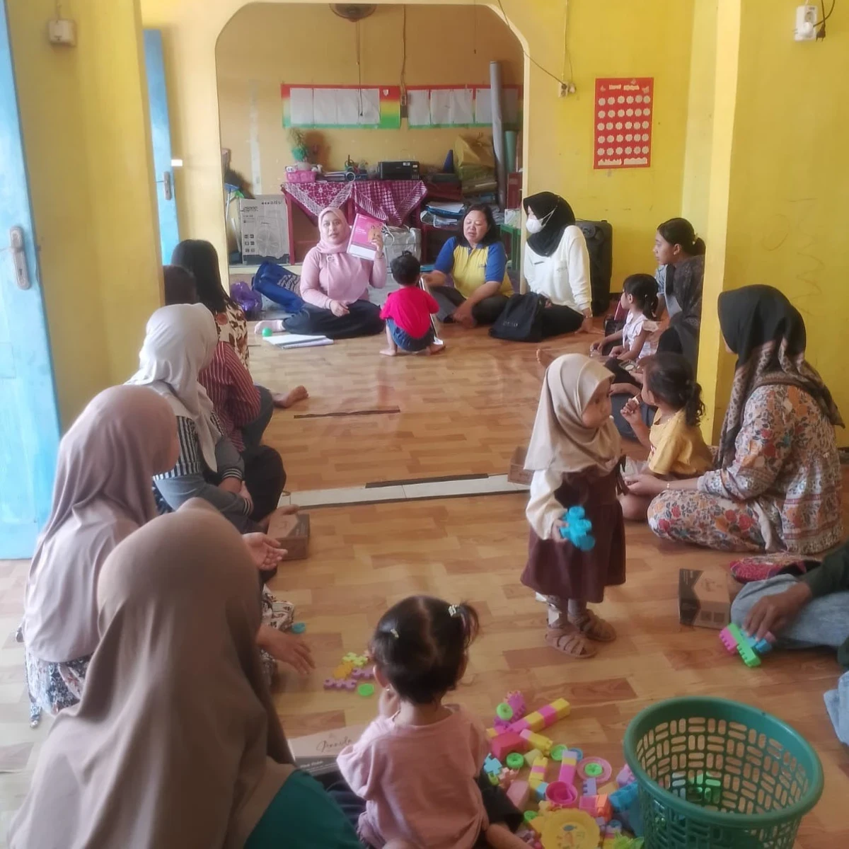 Pelaksanaan Kelas Ibu Balita Karanggondang