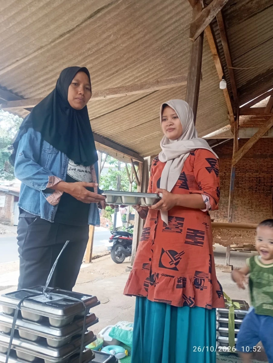 Pemberian MBG bagi Ibu Hamil di Posyandu Kasih Ibu 5