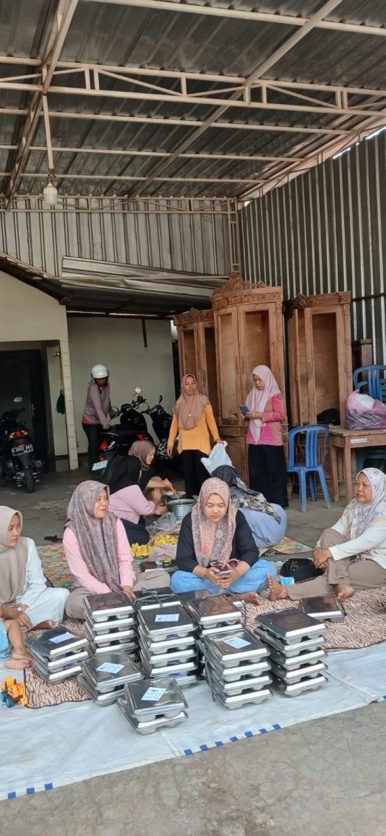 PEMBAGIAN MBG DI POS 6
