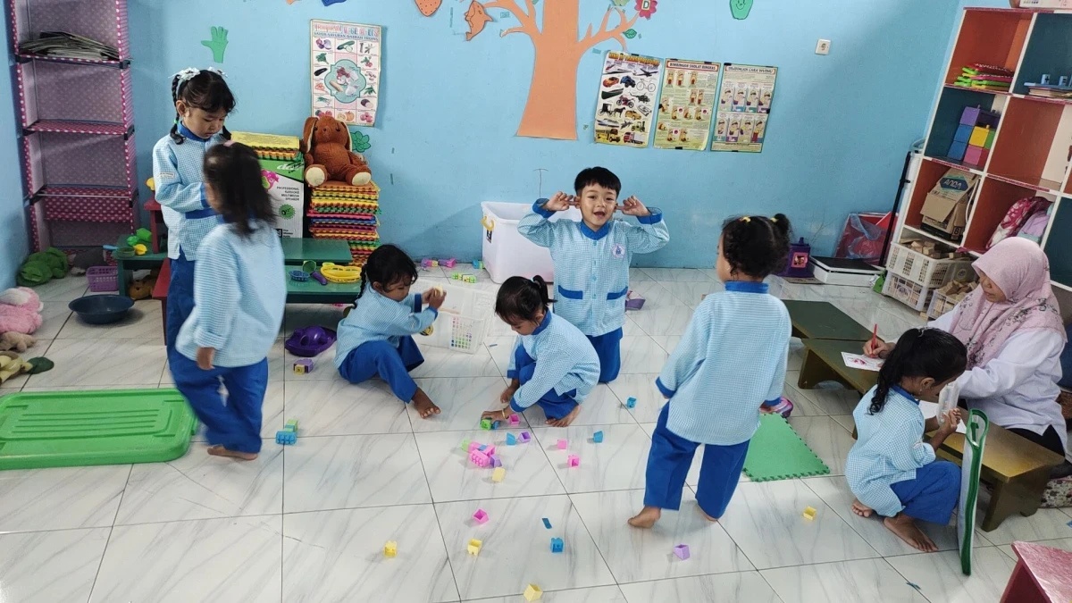 Setelah kegiatan membereskan mainan 