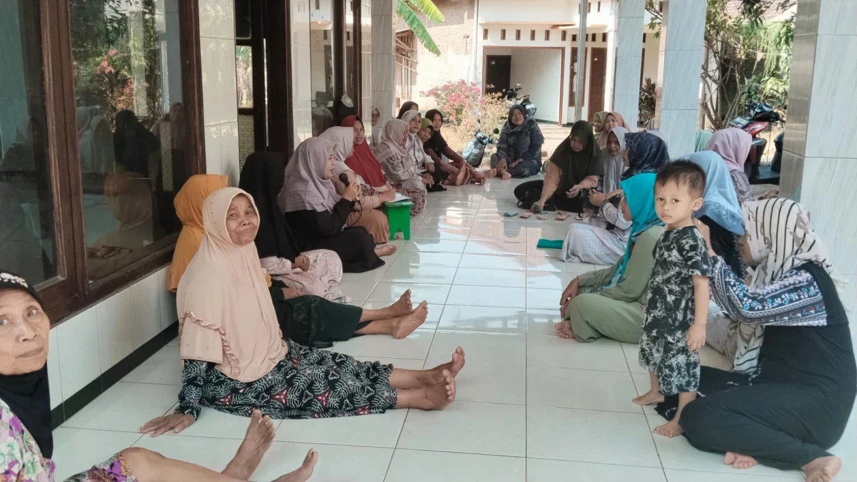 Sosialisasi PHBS dan Pertemuan PKK RT 09/02 Desa Demangan 