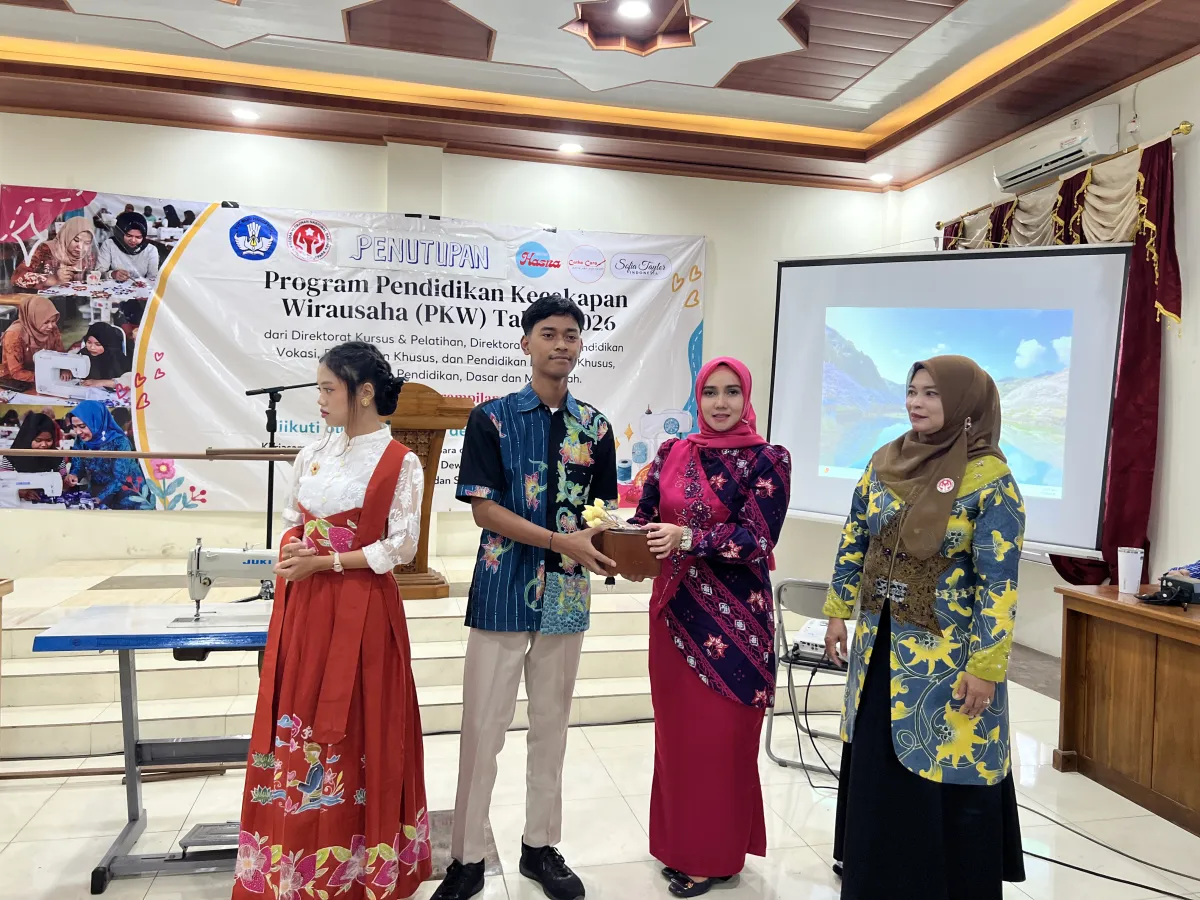 Kolaborasi Nyata Kemendikdasmen RI dan Dekranasda Jepara Mencetak Wirausaha Baru