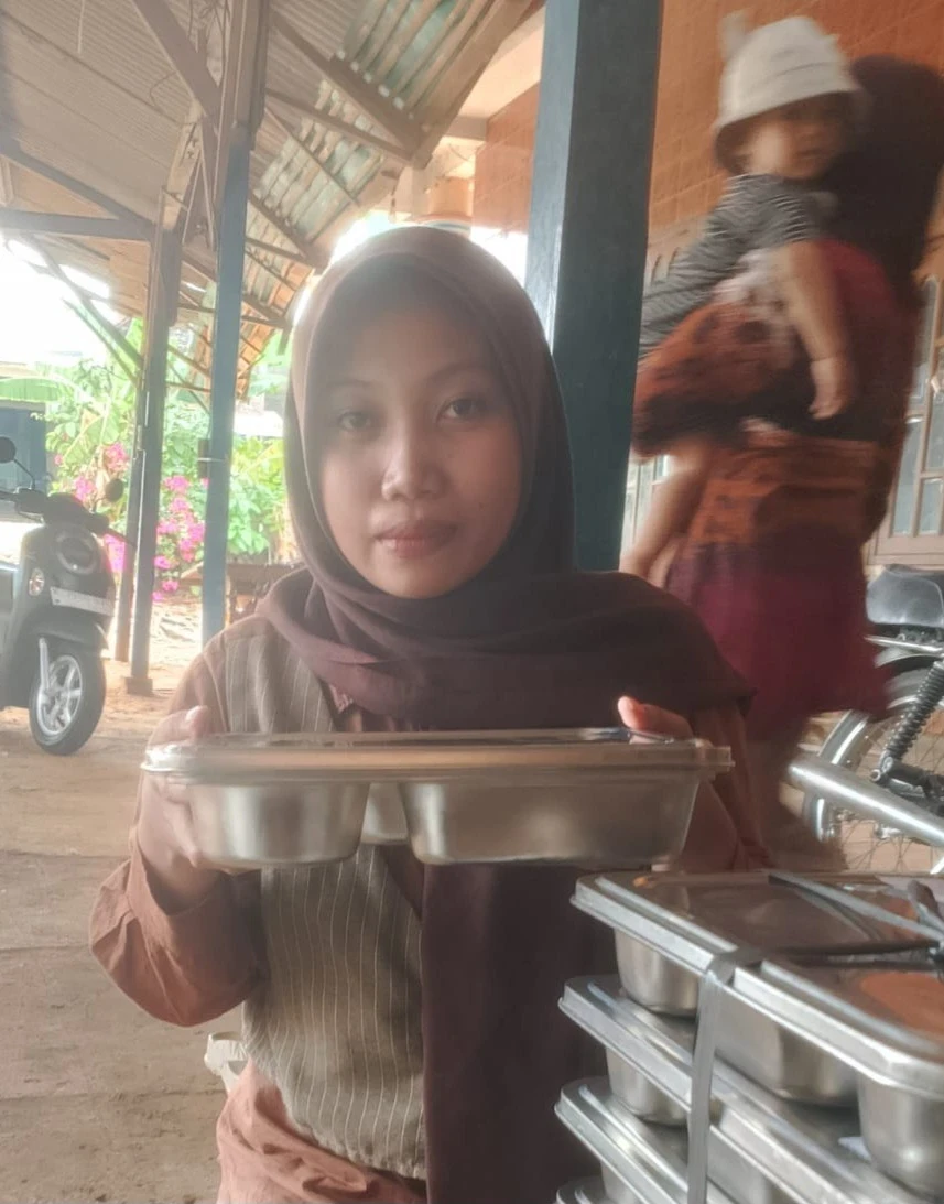 Distribusi Makan Bergizi Gratis (MBG) Ibu Menyusui di Posyandu Harapan 6 RW 07