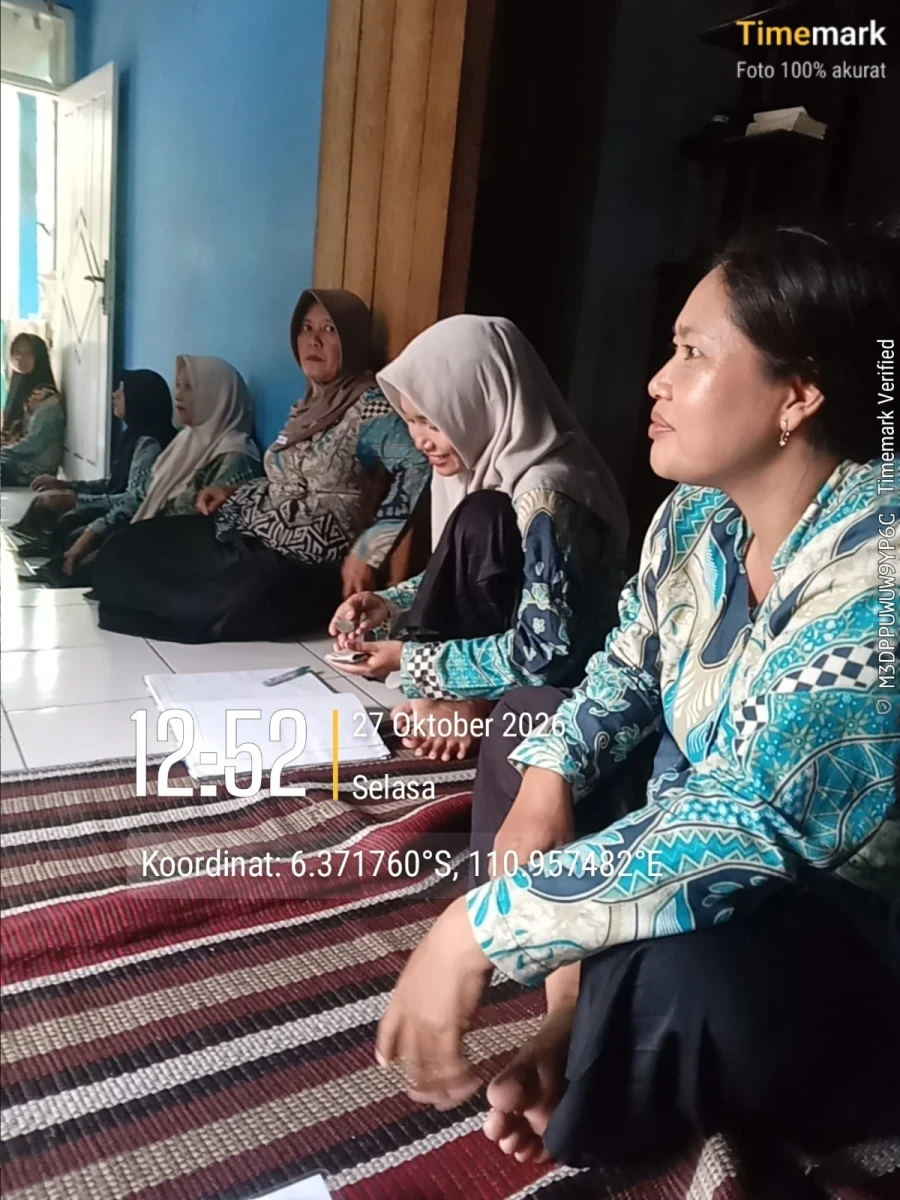 PERTEMUAN PKK RT 02 RW 01 METAWAR
