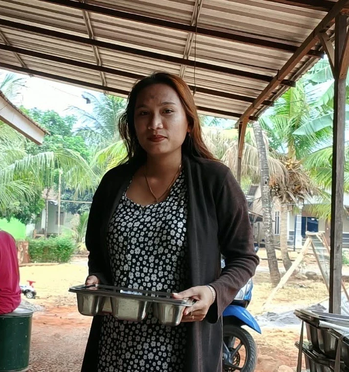 Pemberian Makanan Bergizi (MBG) untuk Ibu Menyusui di Posyandu Harapan 8 RW 02 Karanggondang