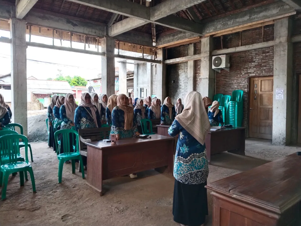 Pertemuan Rutinan PKK Desa Petekeyan Berlangsung Khidmat dan Penuh Kebersamaan