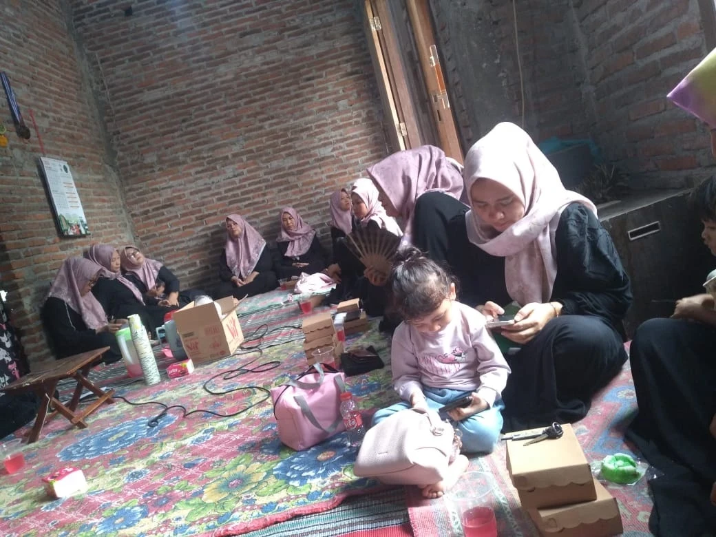 Pertemuan Rutin PKK RT 2 RW 3 Tahunan