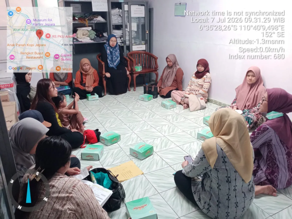 KELAS IBU HAMIL DI AULA PUSKESMAS