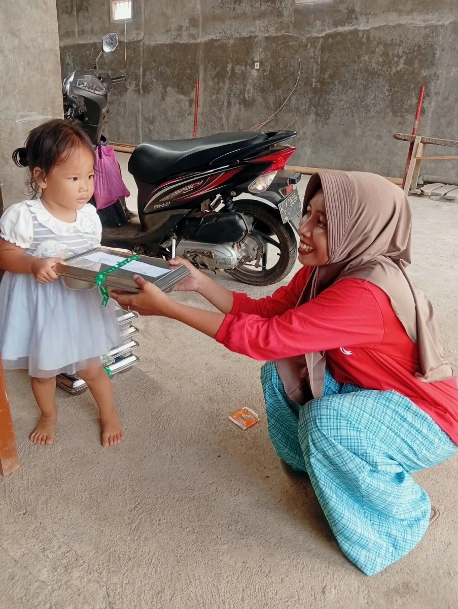 PEMBAGIAN MBG DI POS 4