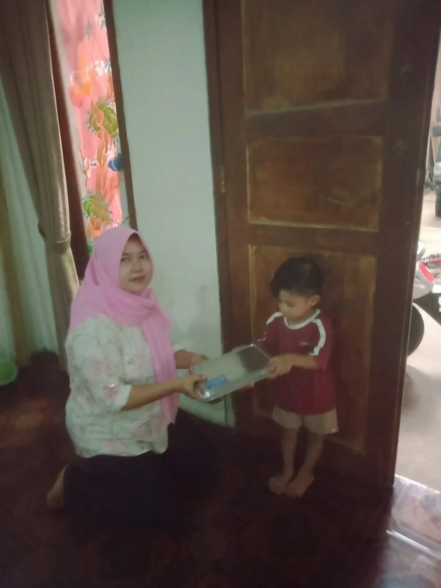 Posyandu Nusa Indah 2 Tahunan Salurkan Menu MBG Bergizi bagi Balita, Ibu Hamil, dan Ibu Menyusui