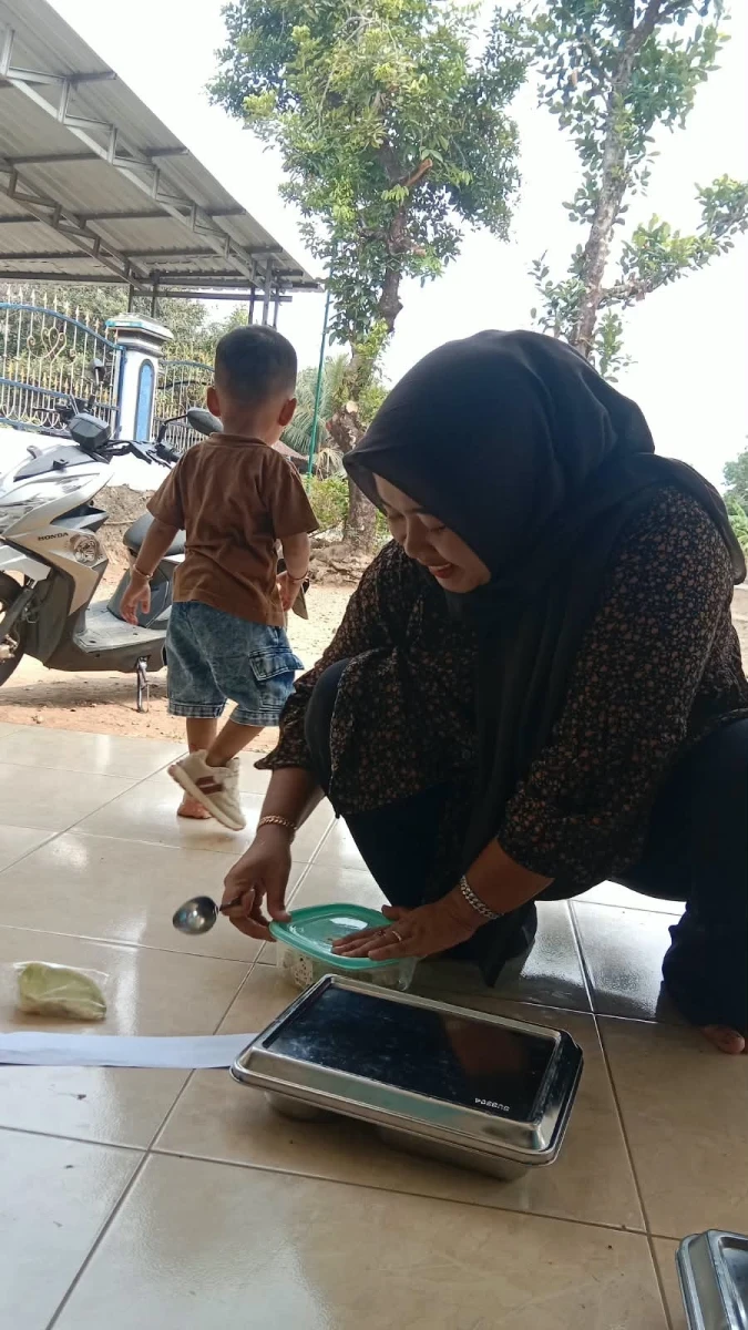 MAKANAN BERGIZI GRATIS
